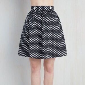 MODCLOTH POLKA DOT RETRO INSPIRED A-LINE SKIRT SZ S